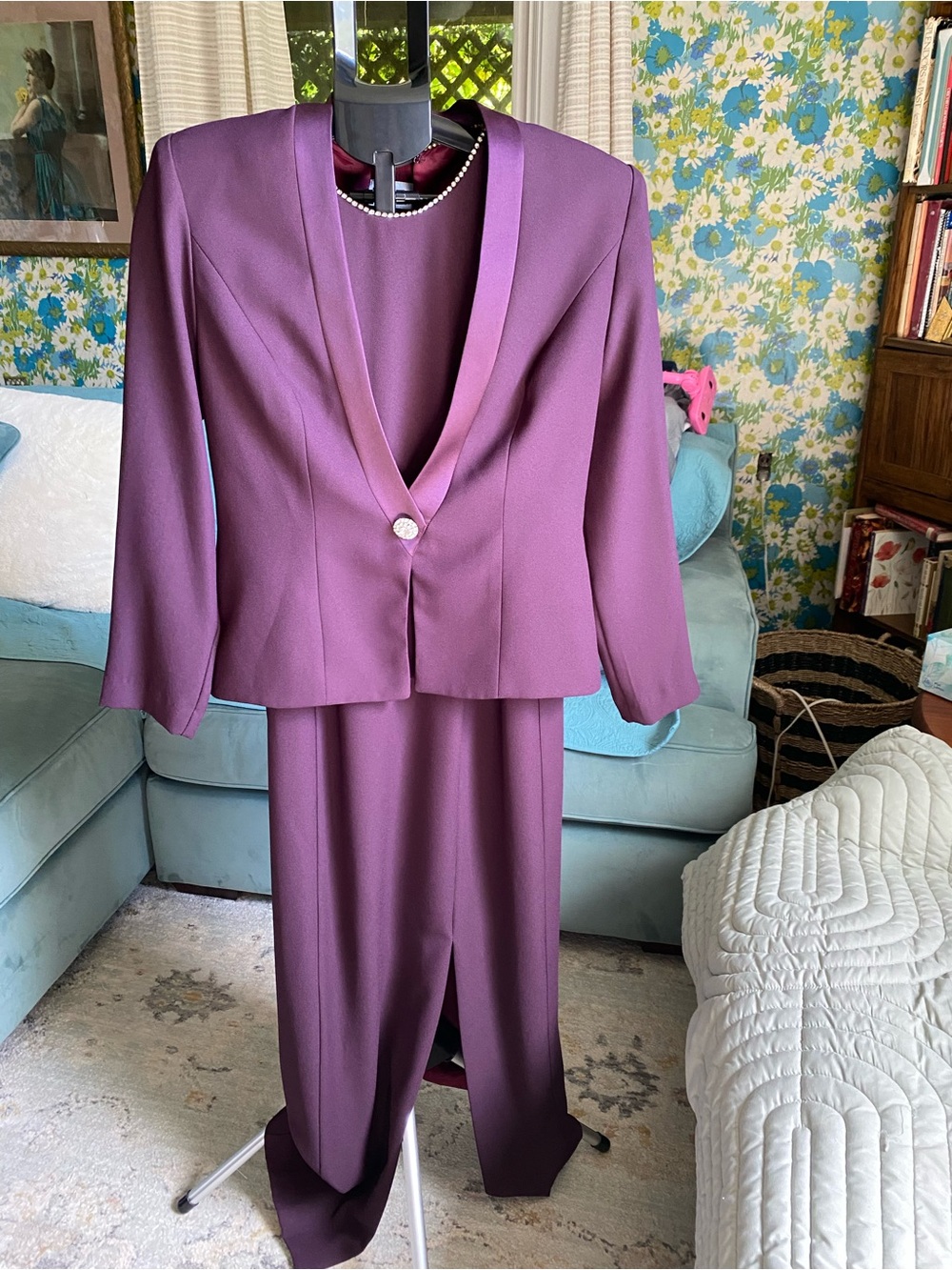 Tailored Women's Two-Piece Suit in Plum